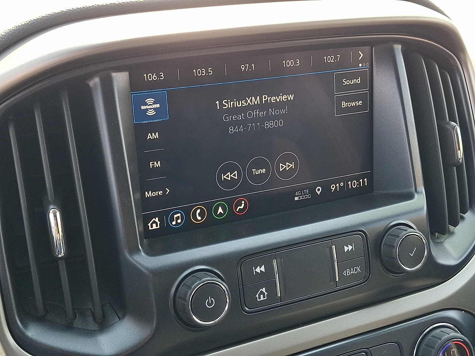 Used 2019 Chevrolet Colorado Z71 w/ Z71 Midnight Edition AWD/4WD image 17