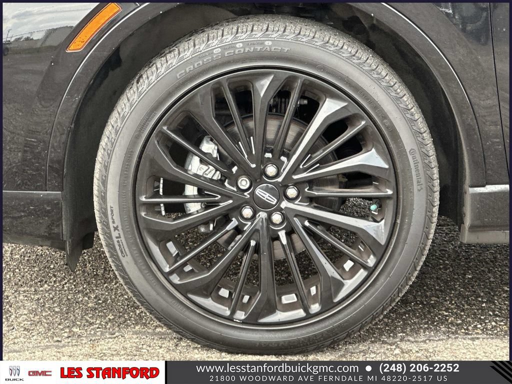 Used 2023 Lincoln Corsair Reserve w/ Jet Appearance Package AWD/4WD image 10