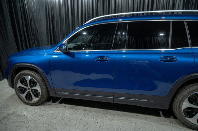 Used 2026 Mercedes-Benz GLB 250 image 5