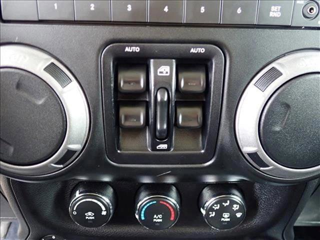 Used 2014 Jeep Wrangler Unlimited Sport w/ Quick Order Package 24S AWD/4WD image 17