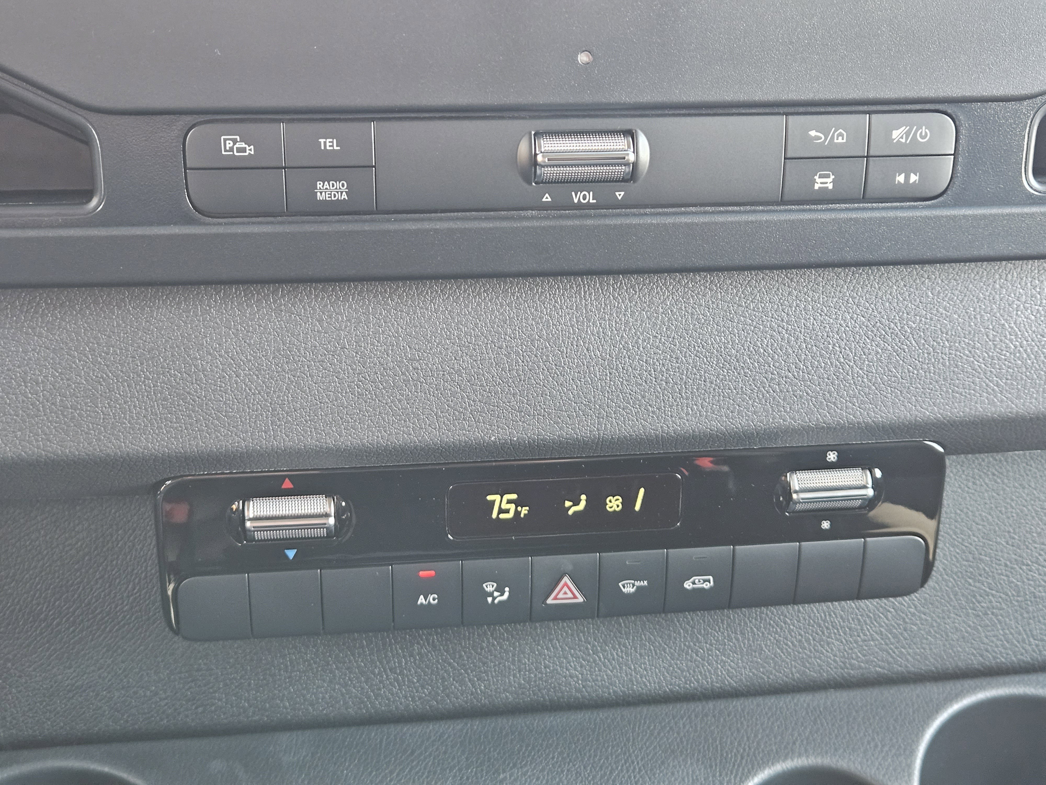 Used 2024 Mercedes-Benz Sprinter 3500 image 22