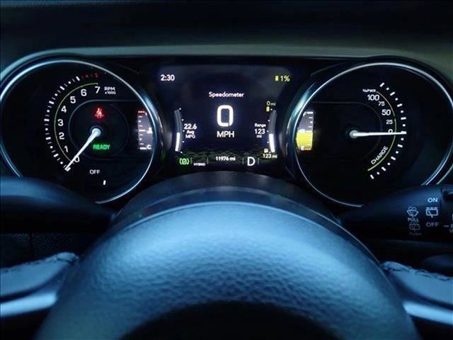 Used 2023 Jeep Wrangler Unlimited w/ Cold Weather Group AWD/4WD image 24