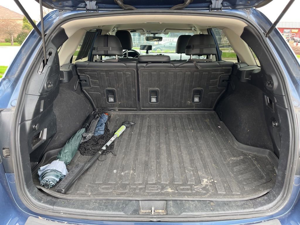 Used 2019 Subaru Outback 2.5i Limited w/ Protection Package #1 image 16