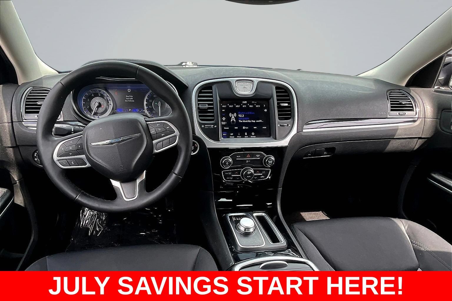 Used 2023 Chrysler 300 Touring w/ Sport Appearance Package RWD image 10
