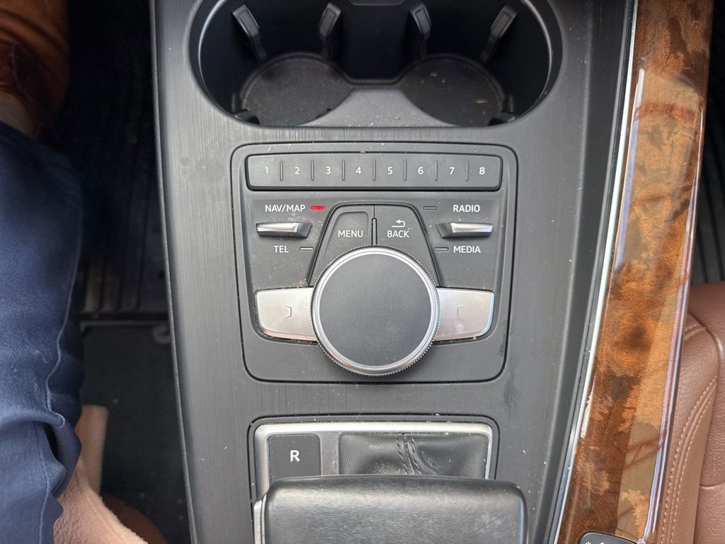 Used 2017 Audi A4 2.0T Premium w/ Audi MMI Navigation Plus image 18