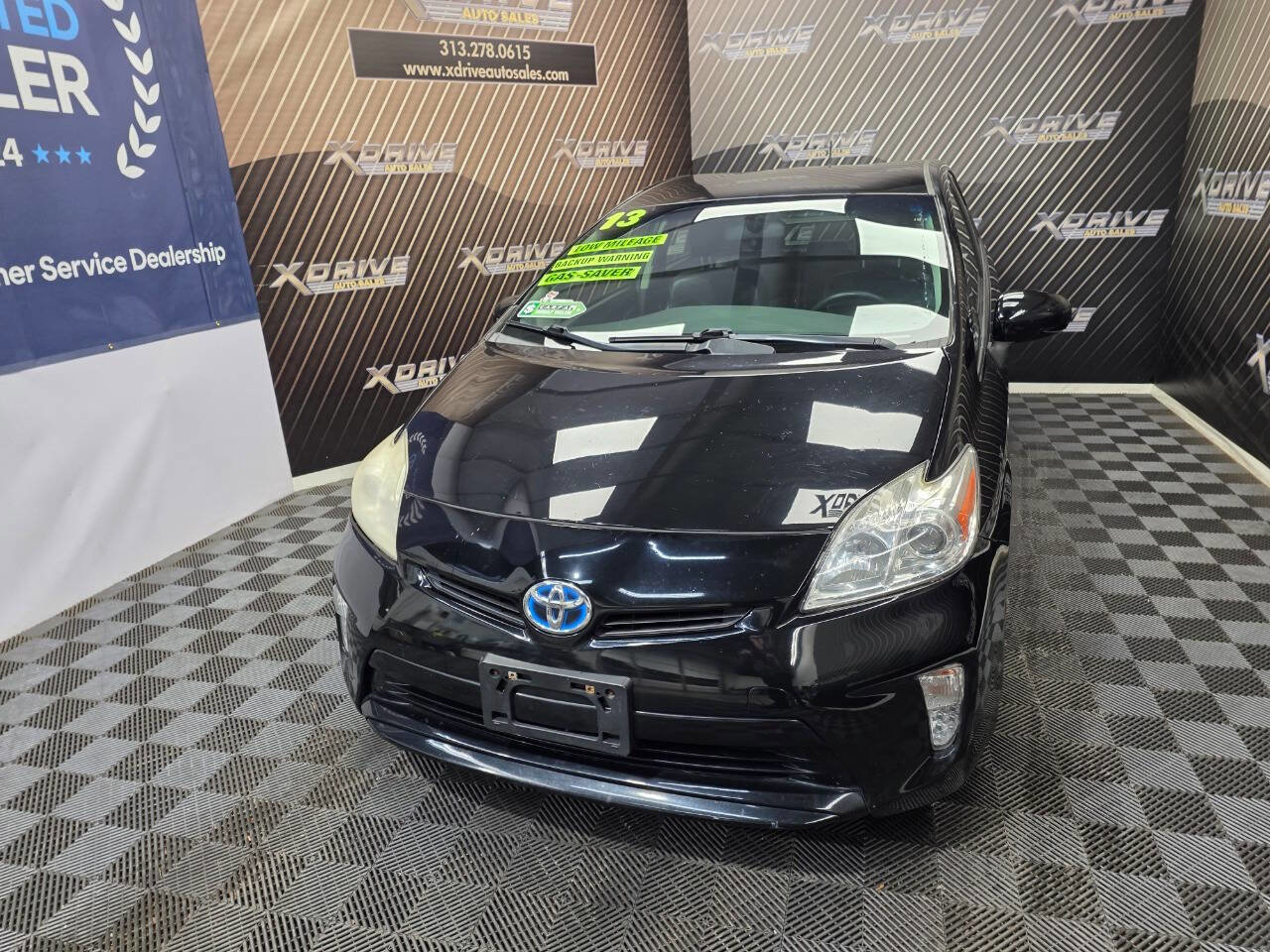 Used 2013 Toyota Prius Three image 3