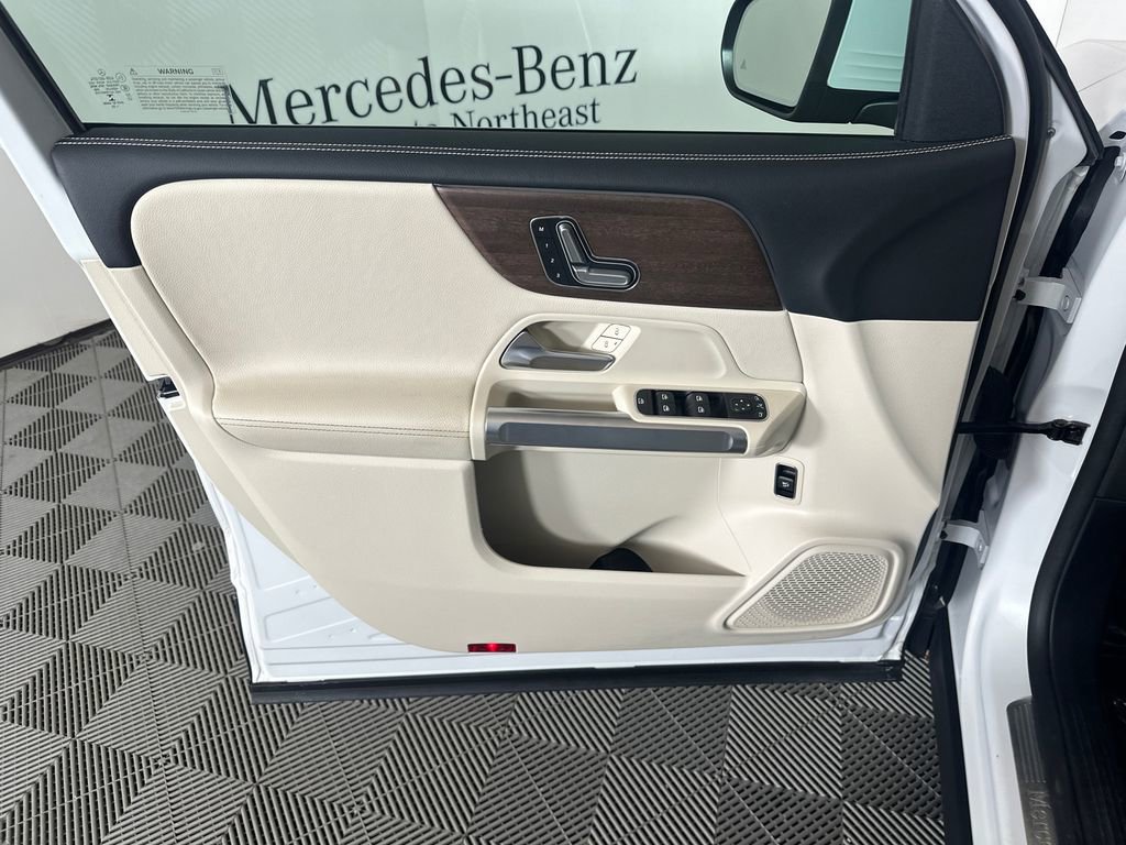 Certified 2023 Mercedes-Benz GLB 250 GLB 250 image 10