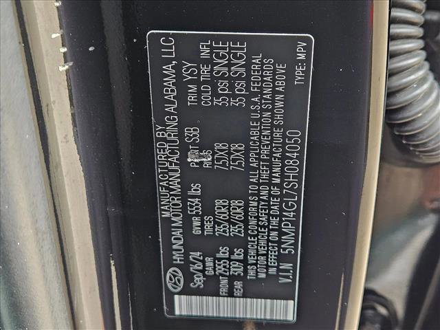 Used 2025 Hyundai Santa Fe SE FWD image 25