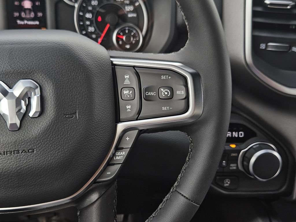 New 2026 RAM 1500 4x4 Crew Cab image 20