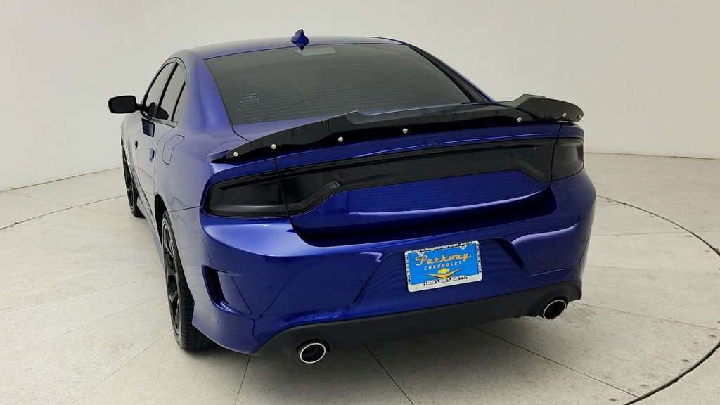 Used 2022 Dodge Charger R/T w/ Plus Group RWD image 7