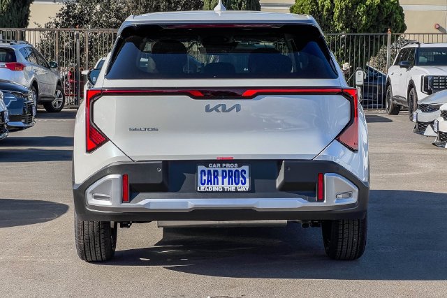 New 2027 Kia Seltos EX FWD image 16