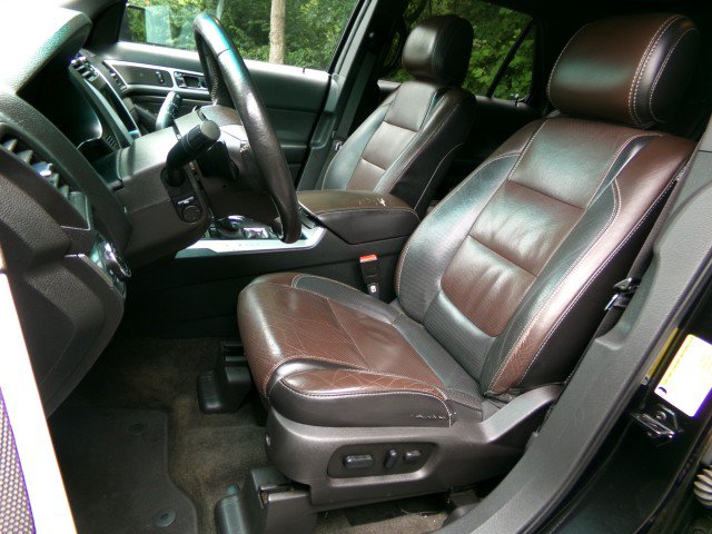 Used 2014 Ford Explorer Sport w/ Equipment Group 401A AWD/4WD image 13