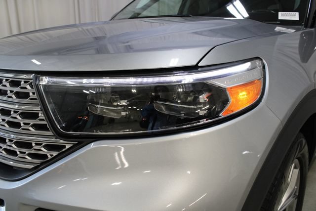 Used 2022 Ford Explorer Limited RWD image 34