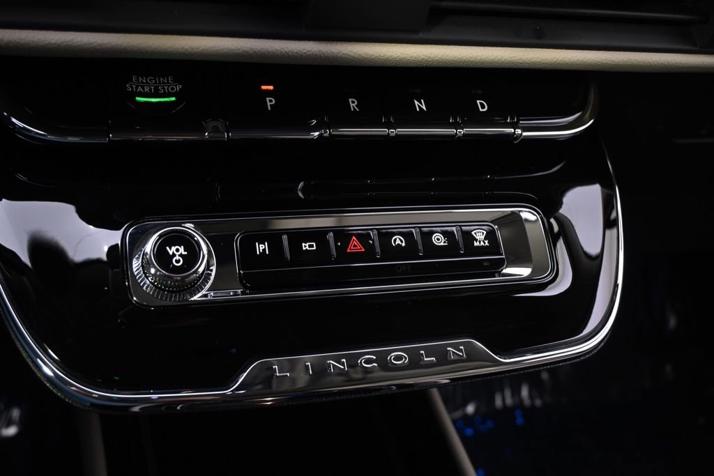 New 2026 Lincoln Corsair Reserve w/ Jet Appearance Package image 31