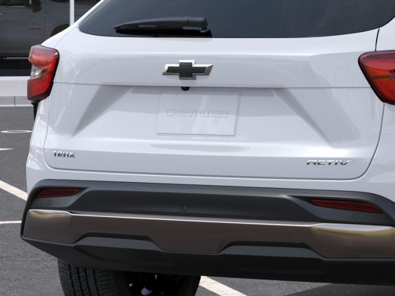 New 2026 Chevrolet Trax ACTIV w/ Sunroof Package FWD image 14