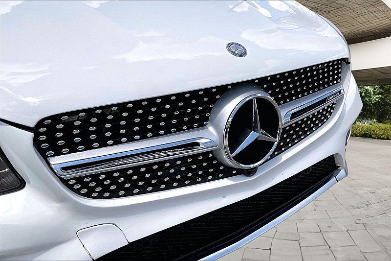 Used 2017 Mercedes-Benz GLC 43 AMG 4MATIC image 23