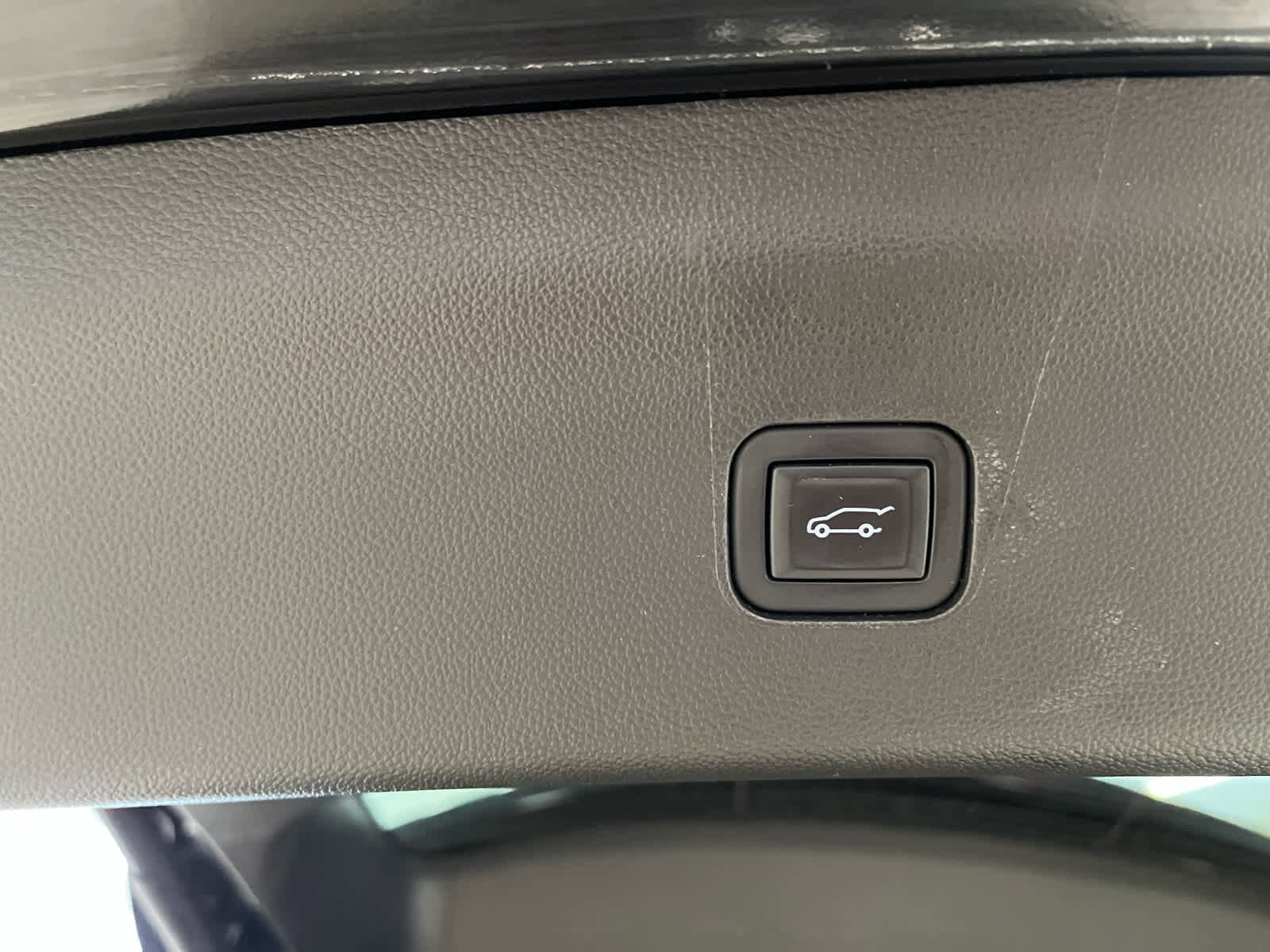 Used 2023 Buick Enclave Essence w/ Experience Buick Package image 14