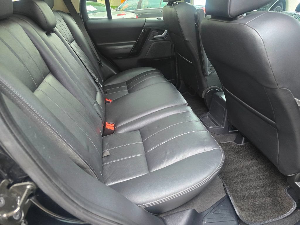 Used 2014 Land Rover LR2 HSE AWD/4WD image 13