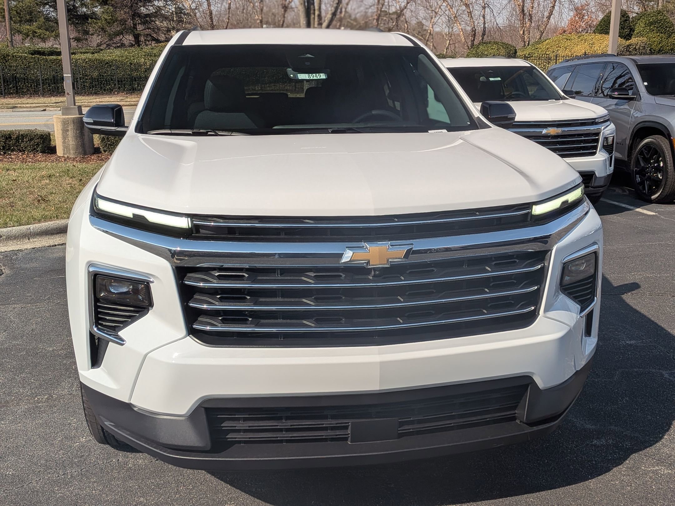 New 2026 Chevrolet Traverse LT w/ Driver Confidence Package FWD image 2