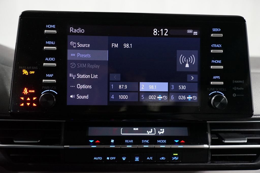 Certified 2024 Toyota Sienna LE image 17