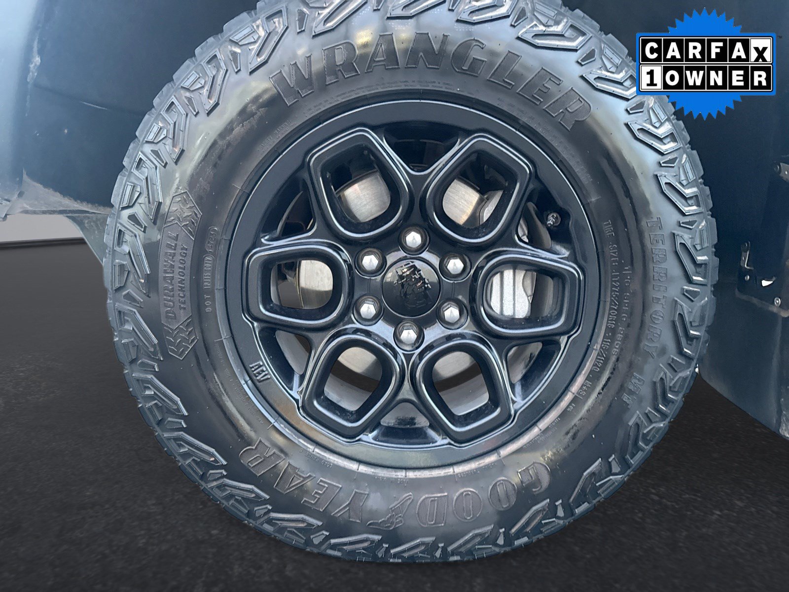 Certified 2024 Chevrolet Silverado 1500 ZR2 AWD/4WD image 36