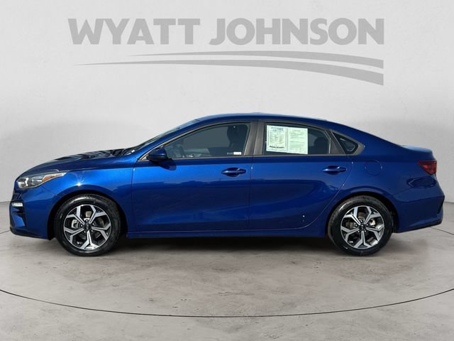 Used 2021 Kia Forte LXS FWD image 2