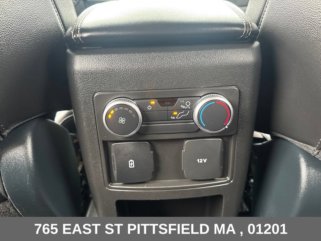 Used 2021 Ford Explorer XLT w/ Equipment Group 202A AWD/4WD image 29