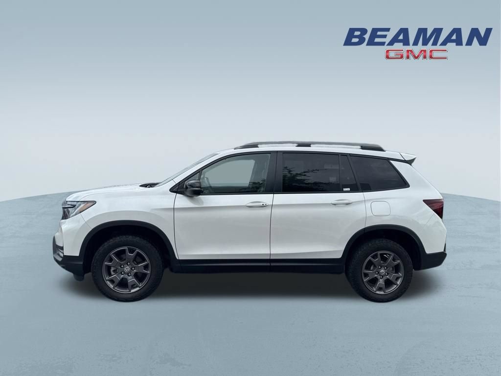 Used 2024 Honda Passport TrailSport image 4