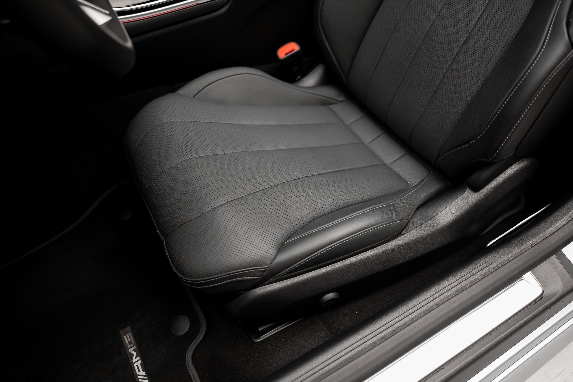 Used 2024 Mercedes-Benz CLE 300 4MATIC Cabriolet image 62