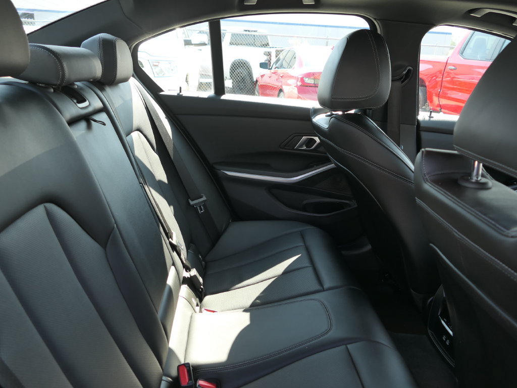 Used 2024 BMW 330e RWD image 23