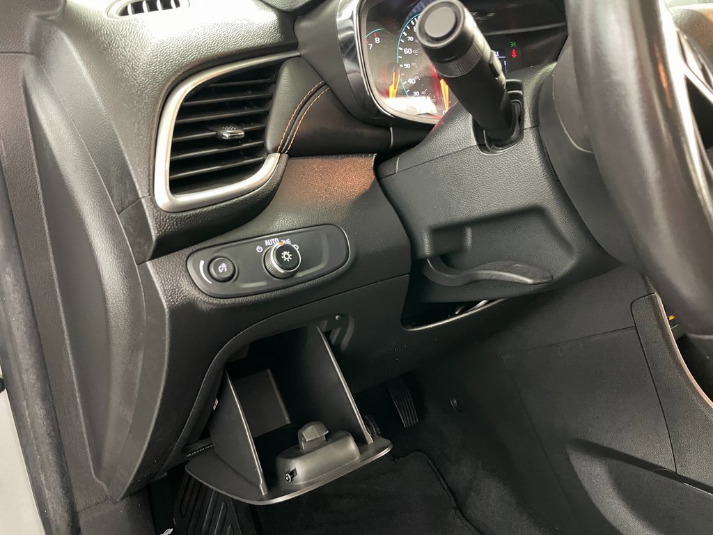 Certified 2019 Chevrolet Trax LT w/ LT Convenience Package image 22