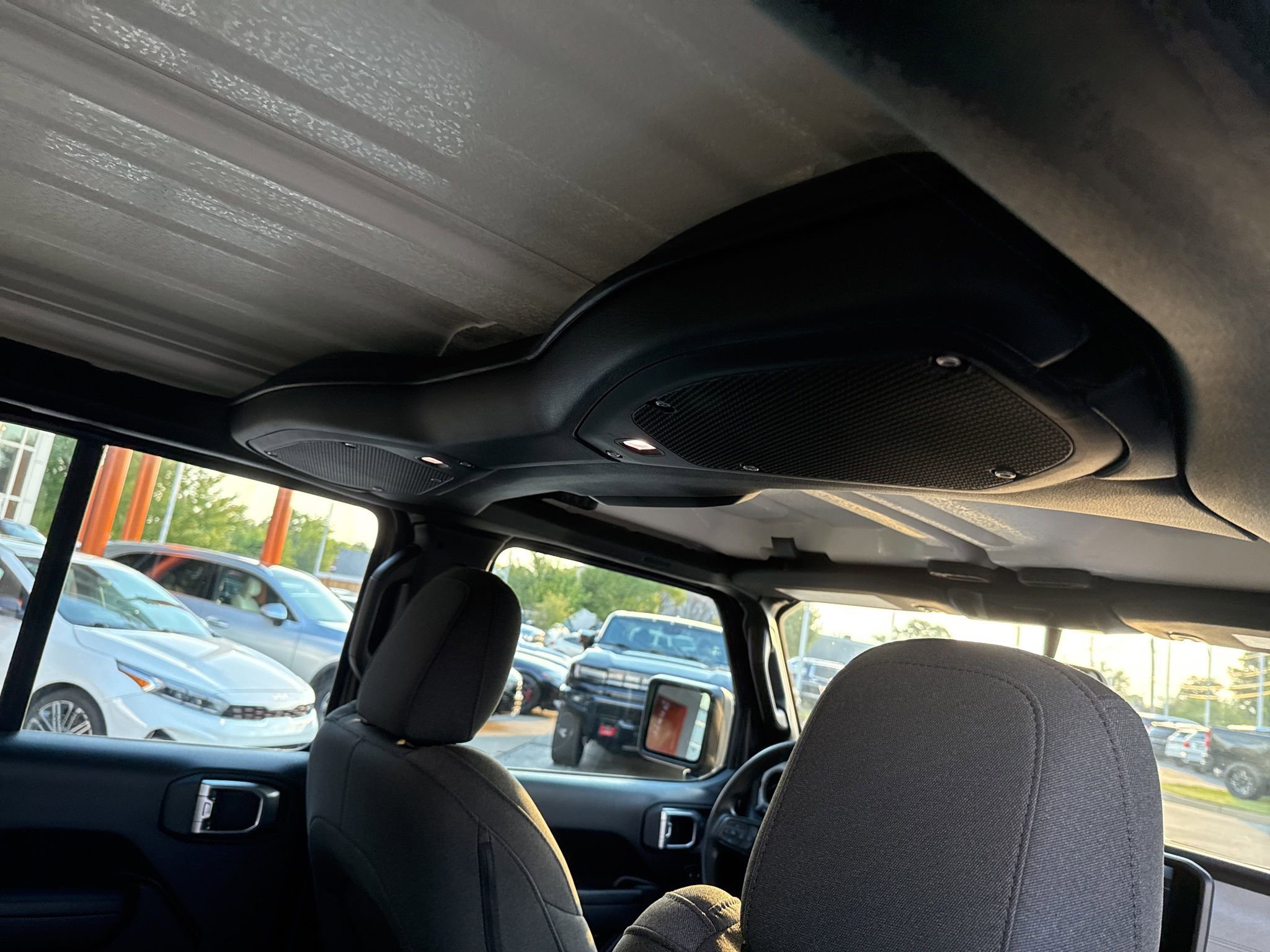 Used 2024 Jeep Wrangler Sport image 25