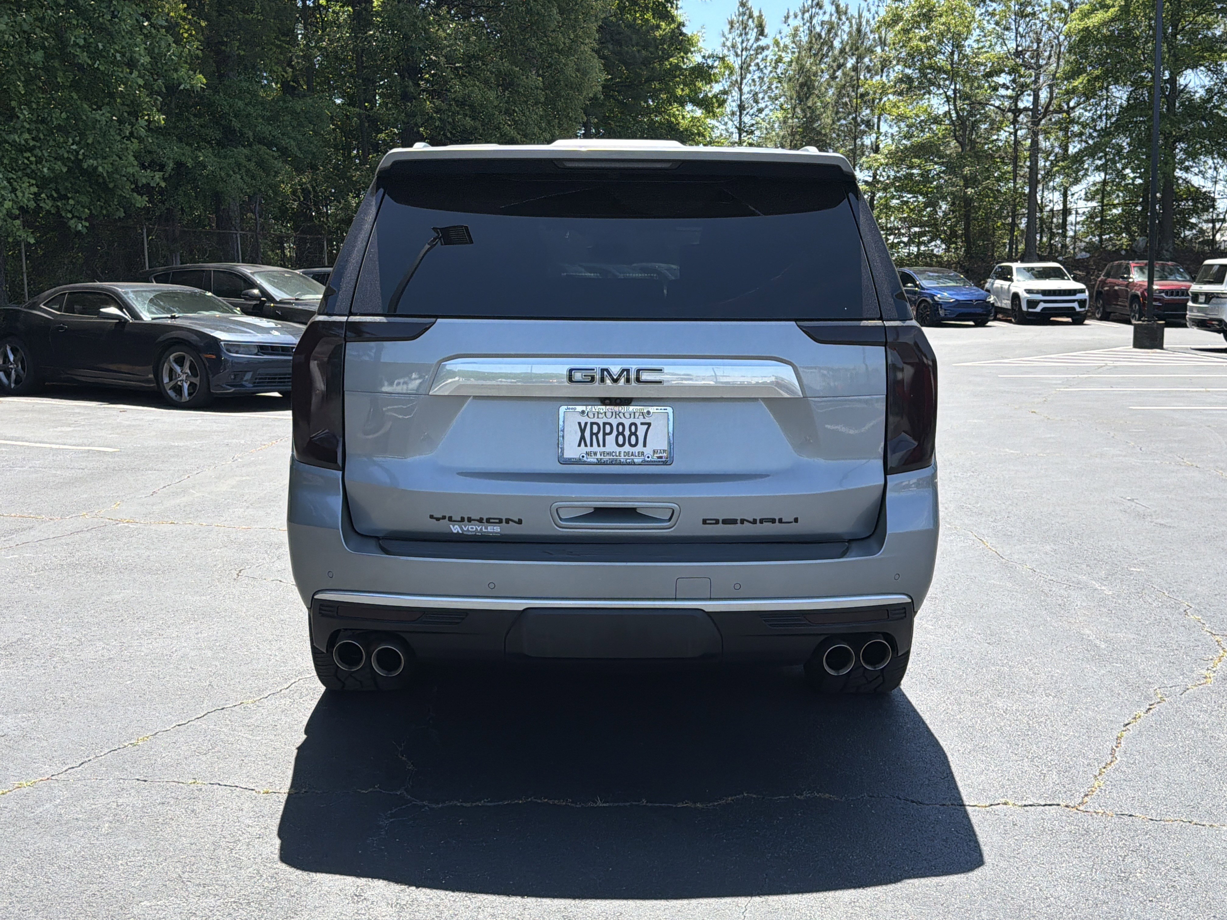 Used 2023 GMC Yukon Denali w/ Denali Reserve Package AWD/4WD image 13
