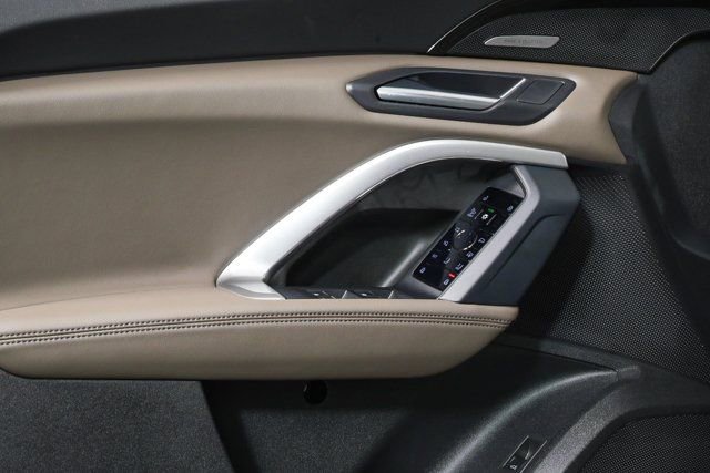 Used 2025 Audi Q5 Prestige image 6