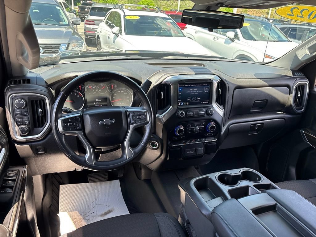 Used 2022 Chevrolet Silverado 1500 RST AWD/4WD image 12