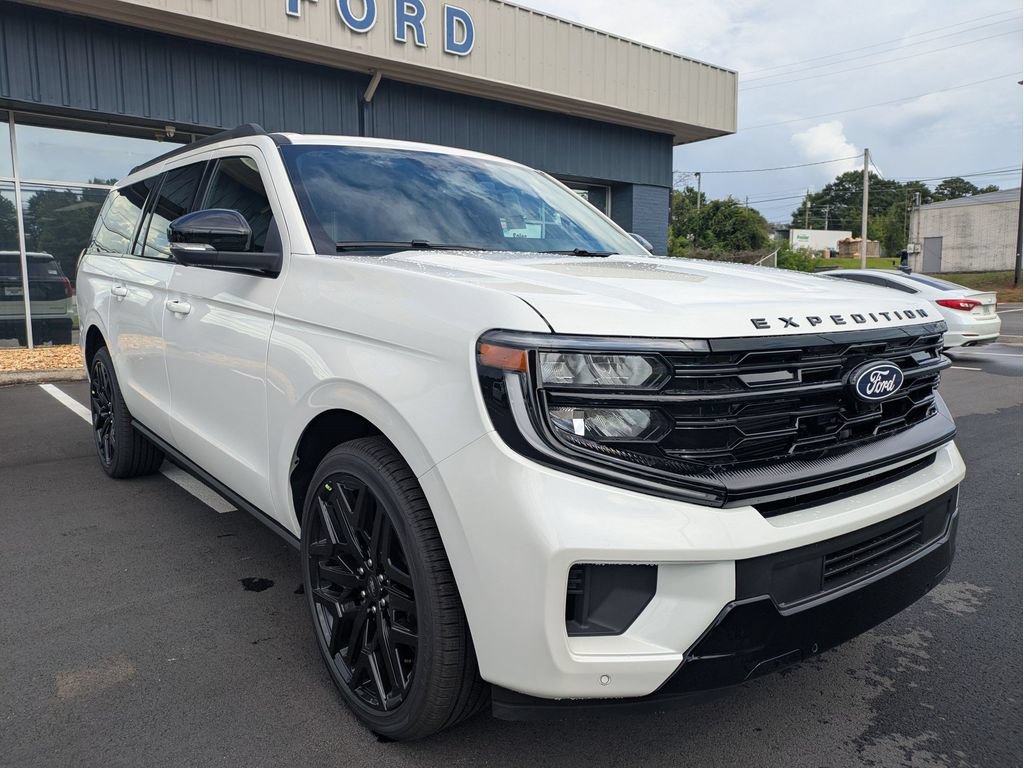 New 2027 Ford Expedition Max Platinum w/ Stealth Performance Package AWD/4WD image 3