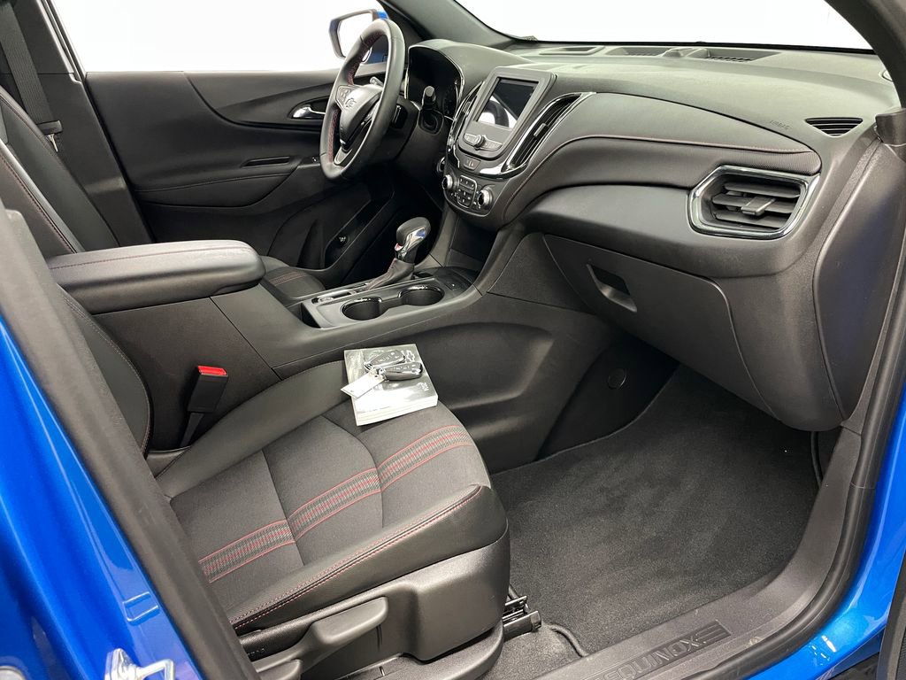 Used 2024 Chevrolet Equinox RS image 37