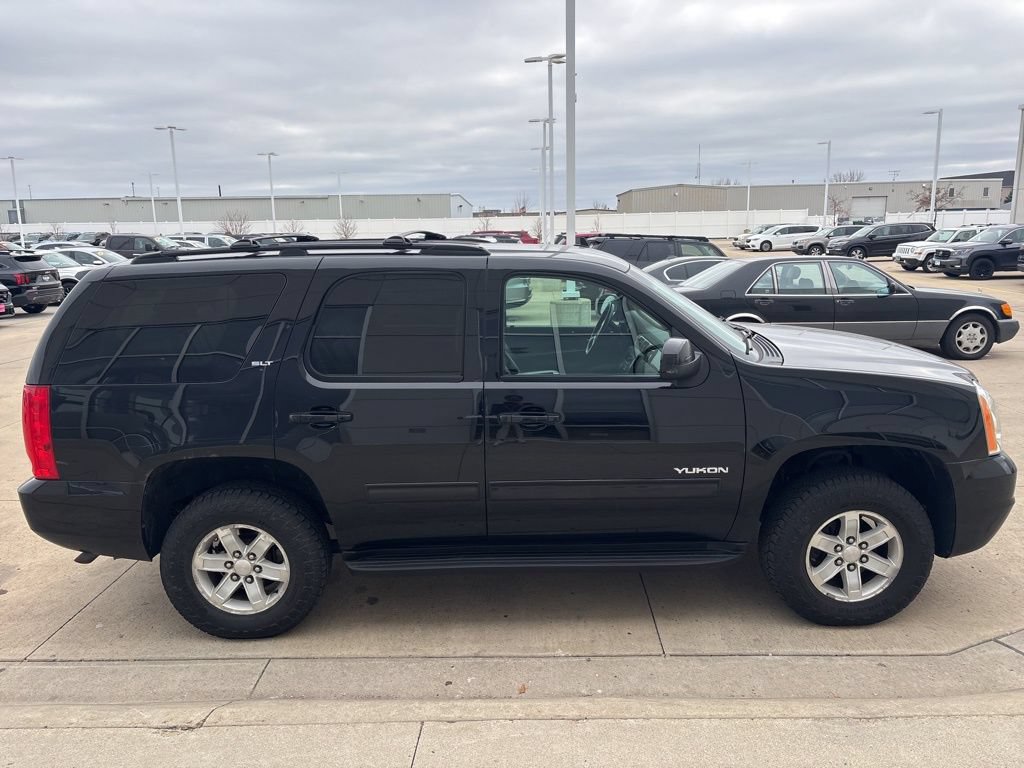 Used 2014 GMC Yukon SLT AWD/4WD image 2