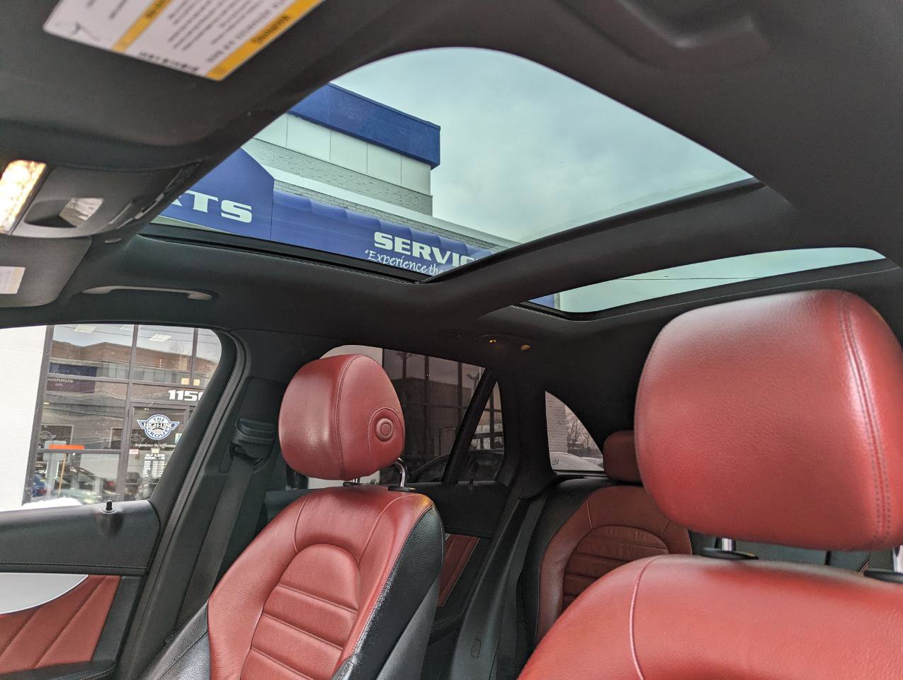 Used 2022 Mercedes-Benz GLC 43 AMG 4MATIC w/ Multimedia Package Lite image 32