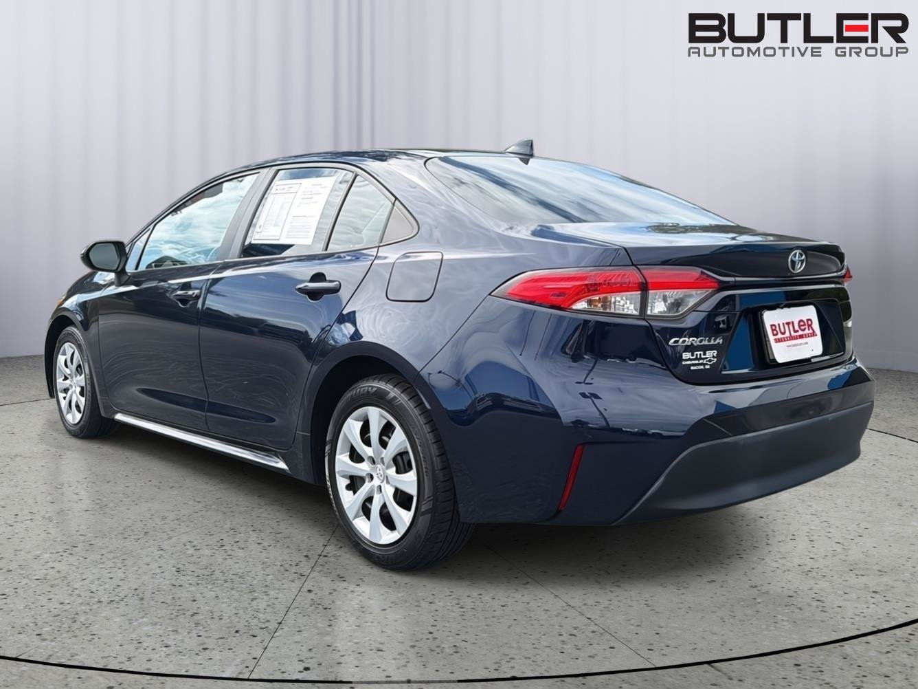 Used 2024 Toyota Corolla LE FWD image 4