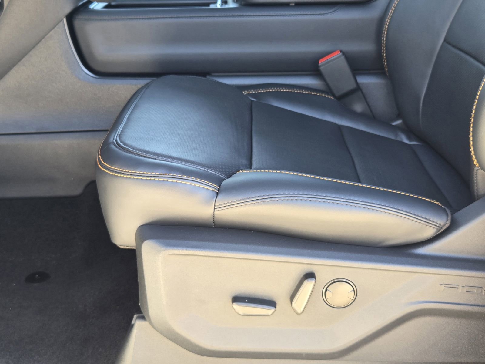 New 2025 Ford Expedition Tremor image 24