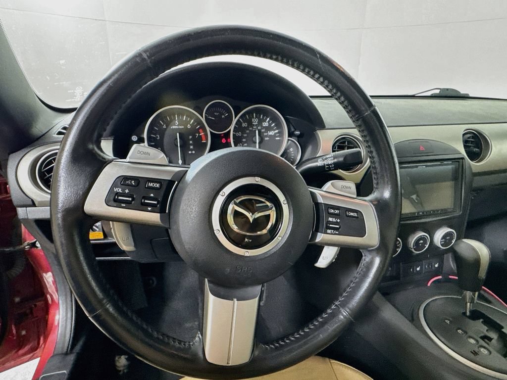 Used 2012 MAZDA MX-5 Miata Grand Touring RWD image 11