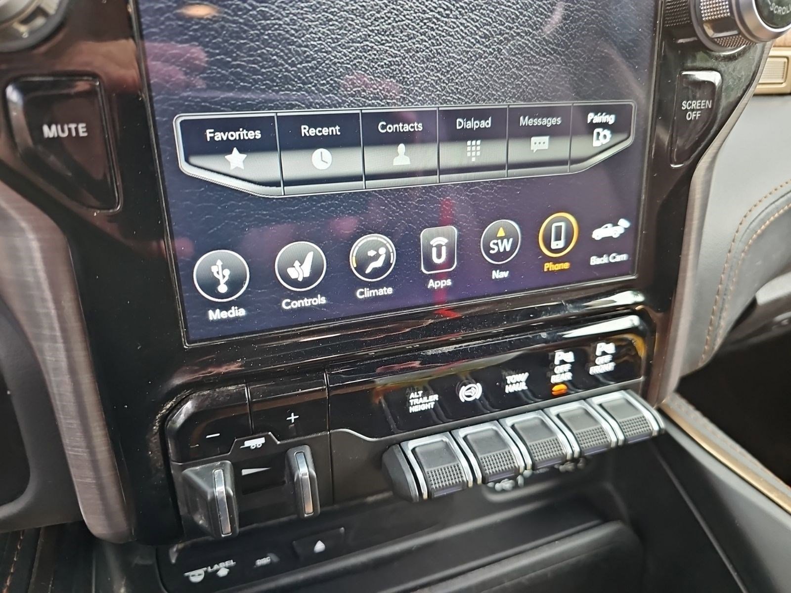 Used 2019 RAM 3500 Limited AWD/4WD image 23
