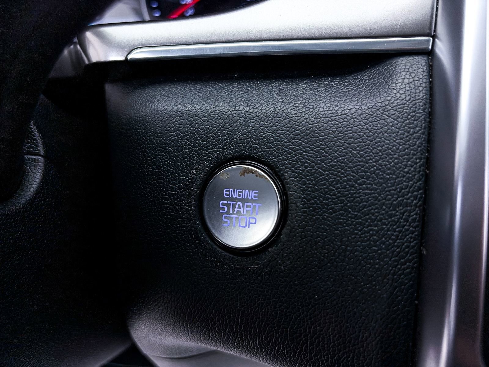 Used 2023 Kia Sorento EX image 25