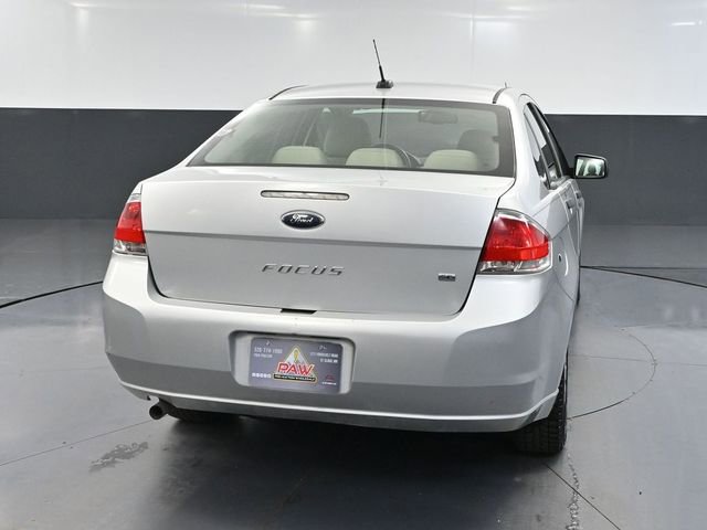 Used 2011 Ford Focus SE w/ 201A Rapid Spec Order Code FWD image 6