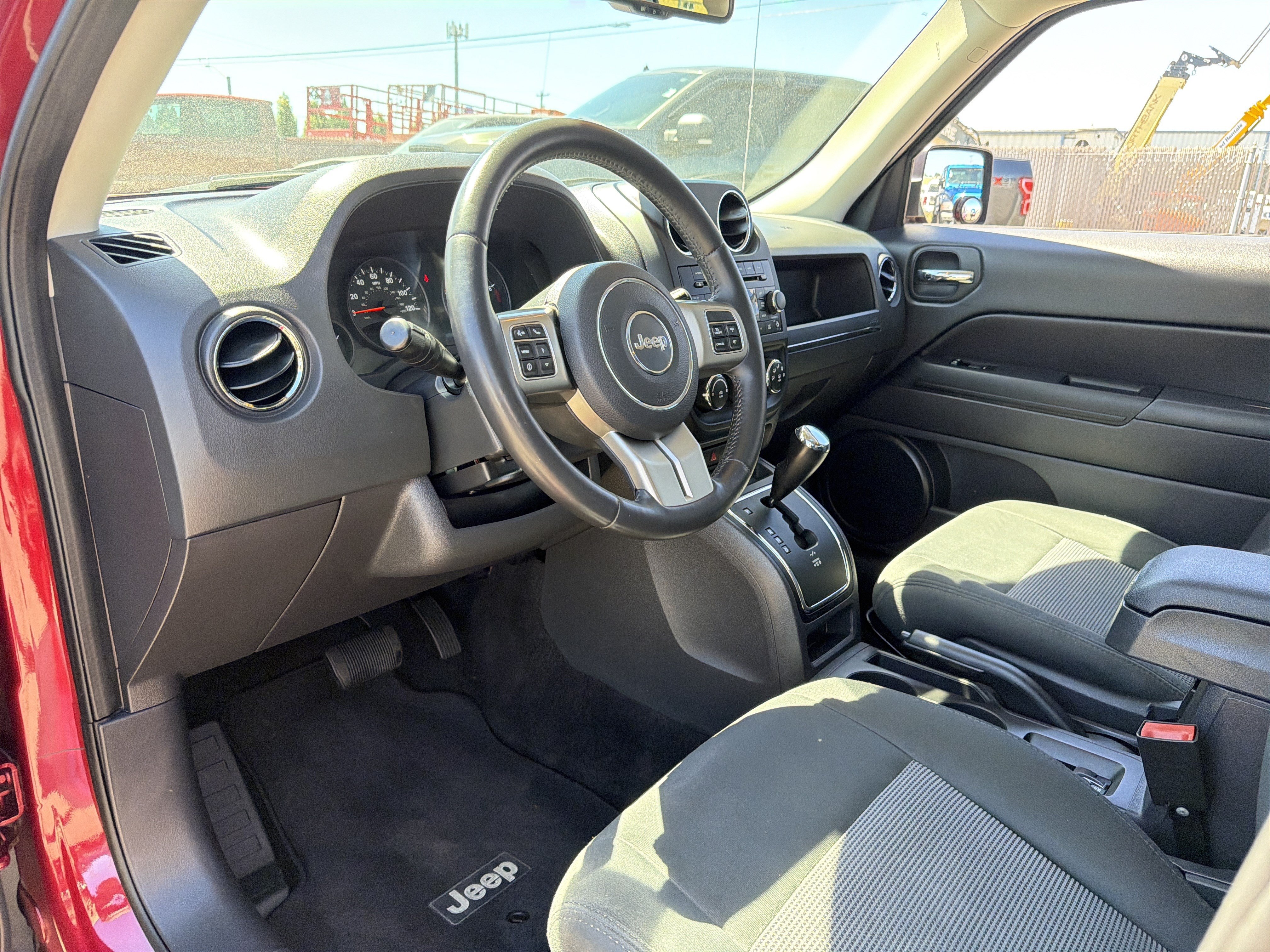 Used 2012 Jeep Patriot Latitude w/ Sun/Sound Group AWD/4WD image 9
