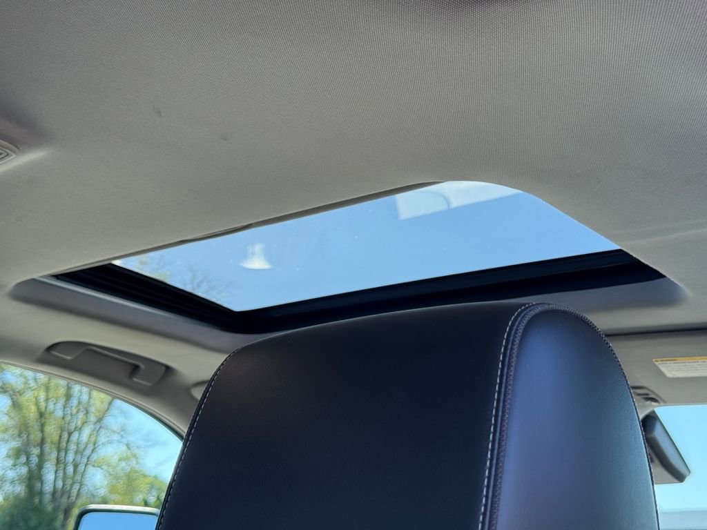 Used 2015 GMC Sierra 3500 Denali w/ Duramax Plus Package image 12