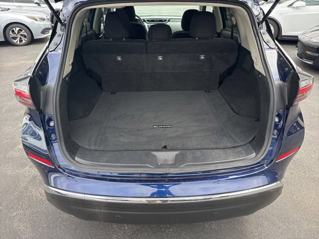 Used 2023 Nissan Murano S AWD/4WD image 16