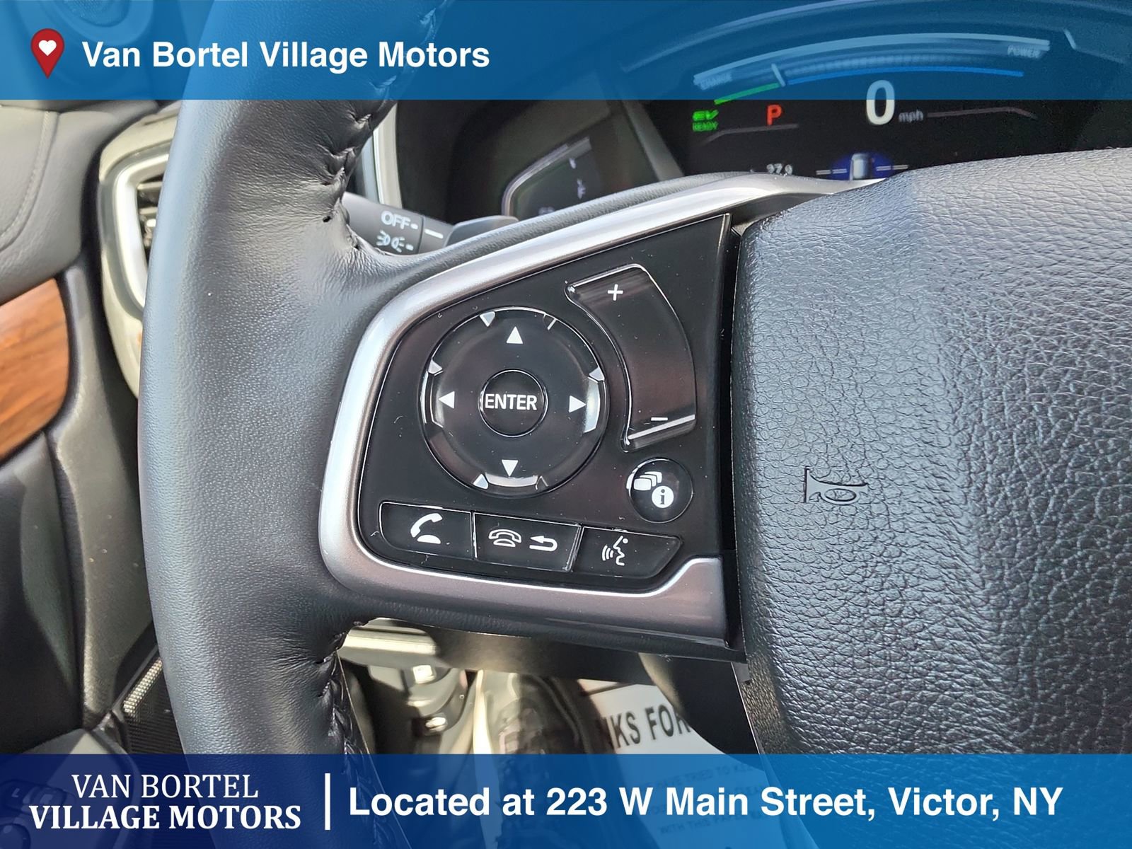 Used 2022 Honda CR-V Touring image 17