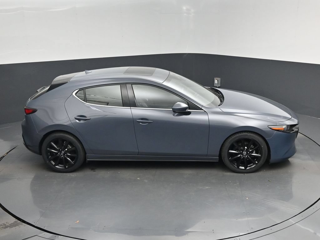 Used 2019 MAZDA MAZDA3 Hatchback w/ Premium Package FWD image 13